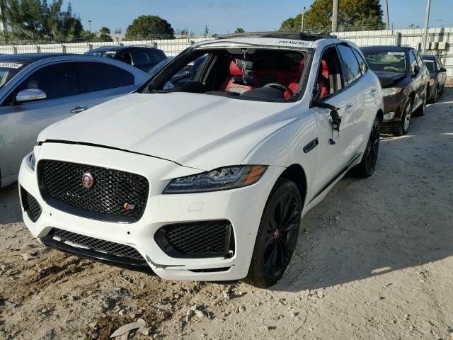 SADCM2BV4HA059780 - 2017 JAGUAR F-PACE S WHITE photo 2