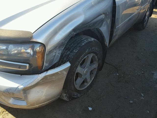 1GNDT13S962144856 - 2006 CHEVROLET TRAILBLAZE SILVER photo 9