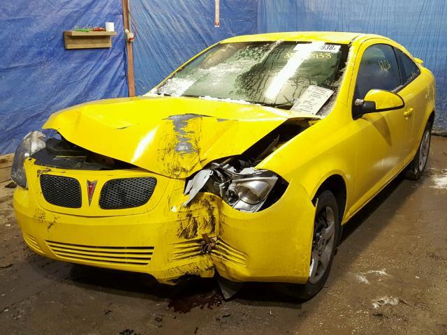 1G2AS18H597184214 - 2009 PONTIAC G5 YELLOW photo 2