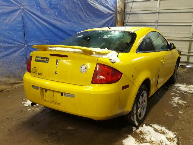 1G2AS18H597184214 - 2009 PONTIAC G5 YELLOW photo 4