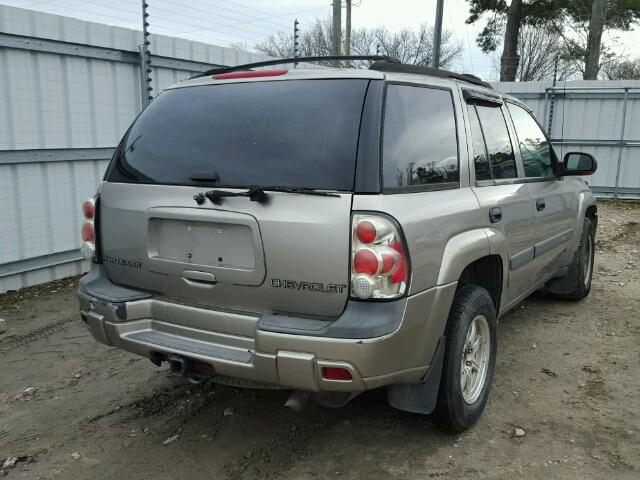 1GNDT13S132346845 - 2003 CHEVROLET TRAILBLAZE TAN photo 4