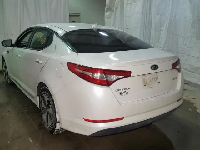 KNAGM4AD7C5012033 - 2012 KIA OPTIMA HYB WHITE photo 3