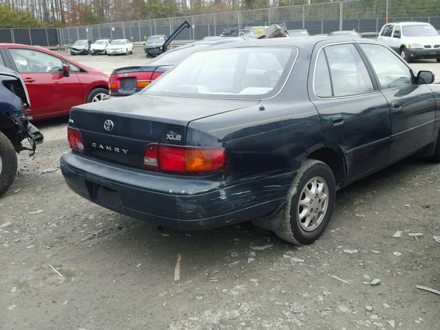 JT2SK13E6S0316157 - 1995 TOYOTA CAMRY XLE GREEN photo 4