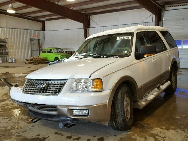 1FMFU18L44LB48221 - 2004 FORD EXPEDITION WHITE photo 2