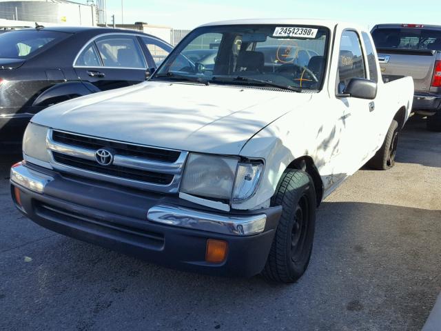 4TAVL52N8WZ128943 - 1998 TOYOTA TACOMA XTR WHITE photo 2