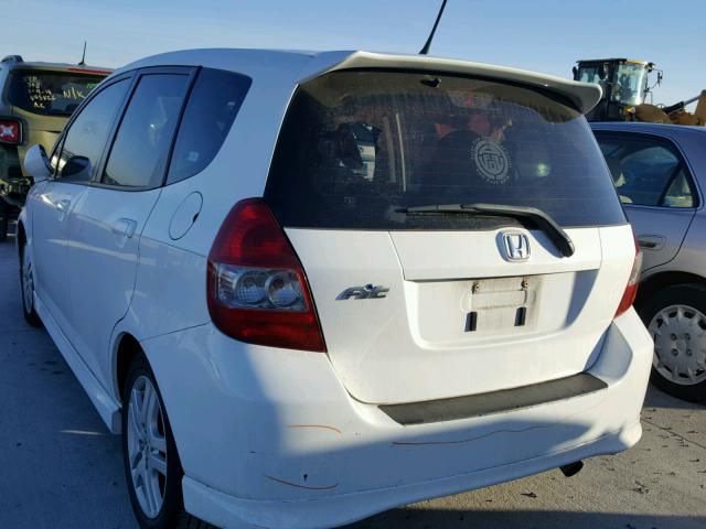 JHMGD38637S004473 - 2007 HONDA FIT S WHITE photo 3