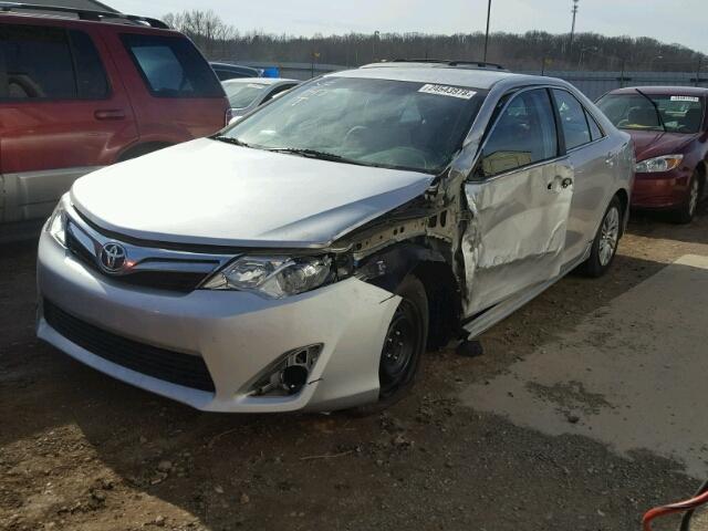 4T1BF1FK7CU111420 - 2012 TOYOTA CAMRY BASE SILVER photo 2