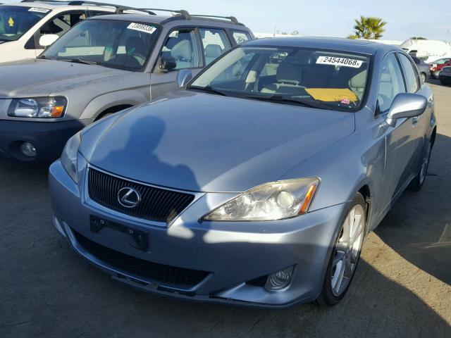 JTHBK262975032898 - 2007 LEXUS IS 250 SILVER photo 2