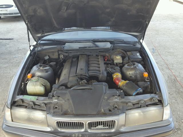 WBABF331XPEF43429 - 1993 BMW 325 I SILVER photo 7