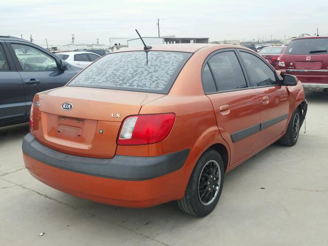 KNADE223696543348 - 2009 KIA RIO BASE ORANGE photo 4