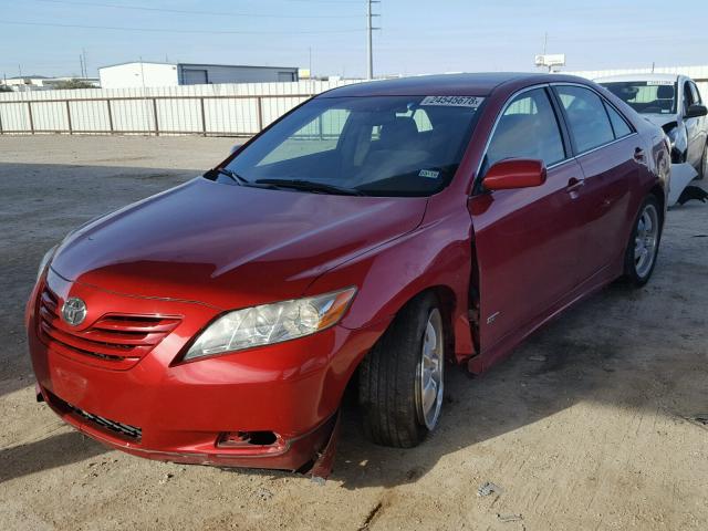 4T4BE46K28R028396 - 2008 TOYOTA CAMRY CE RED photo 2