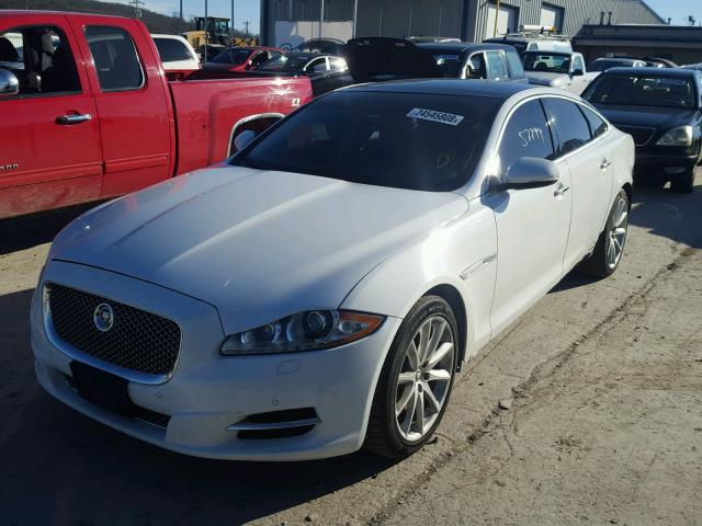 SAJWJ1CD1D8V55821 - 2013 JAGUAR XJ WHITE photo 2