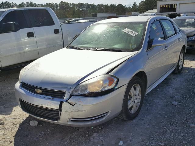 2G1WB57K291214412 - 2009 CHEVROLET IMPALA LS SILVER photo 2