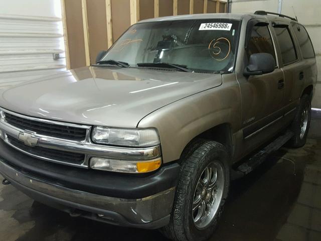 1GNEK13TX1J178948 - 2001 CHEVROLET TAHOE K150 BEIGE photo 2