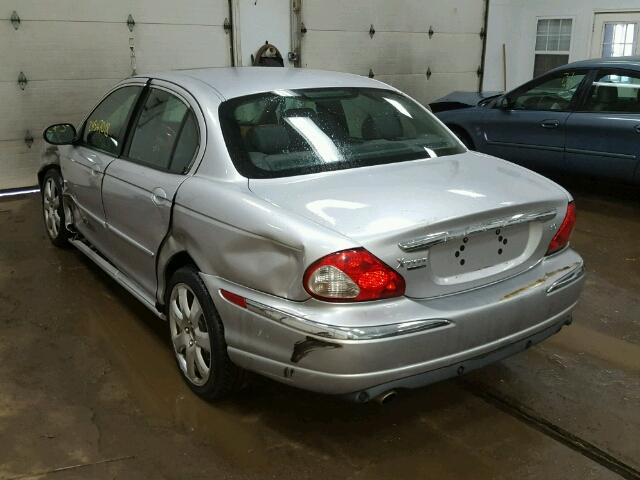 SAJWA51A55WE60629 - 2005 JAGUAR X-TYPE 3.0 SILVER photo 3