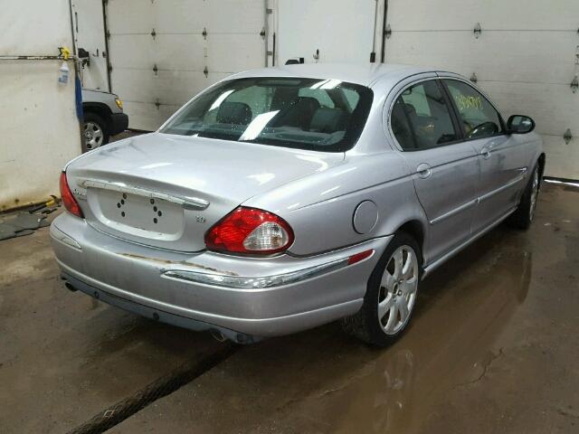 SAJWA51A55WE60629 - 2005 JAGUAR X-TYPE 3.0 SILVER photo 4