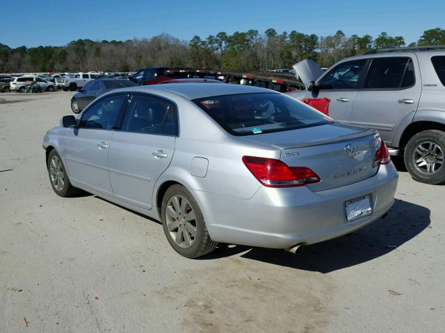 4T1BK36B26U159631 - 2006 TOYOTA AVALON XL SILVER photo 3