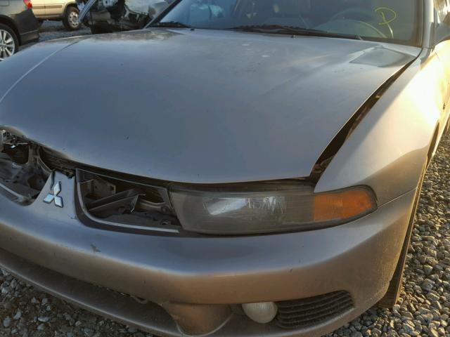 4A3AA46H52E166717 - 2002 MITSUBISHI GALANT ES GOLD photo 9