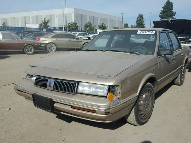 1G3AG54N3P6324182 - 1993 OLDSMOBILE CUTLASS CI TAN photo 2