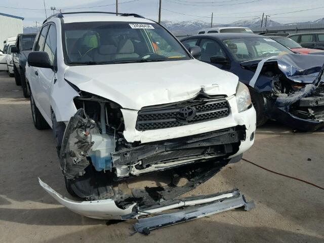 JTMBD33V266013697 - 2006 TOYOTA RAV4 WHITE photo 1