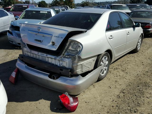 4T1BF30KX2U536150 - 2002 TOYOTA CAMRY LE SILVER photo 4