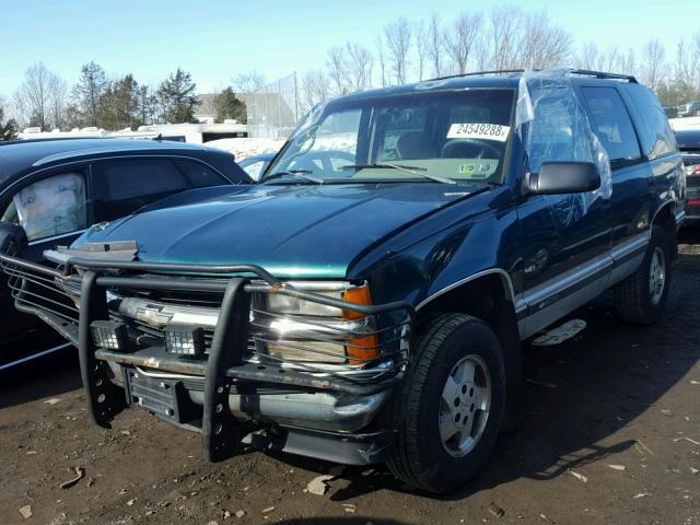 1GNEK13K7SJ363340 - 1995 CHEVROLET TAHOE K150 GREEN photo 2