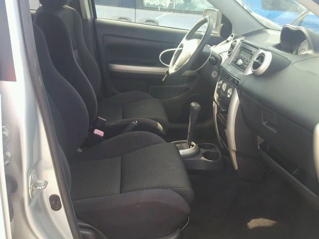 JTKKT624740074002 - 2004 TOYOTA SCION XA SILVER photo 5
