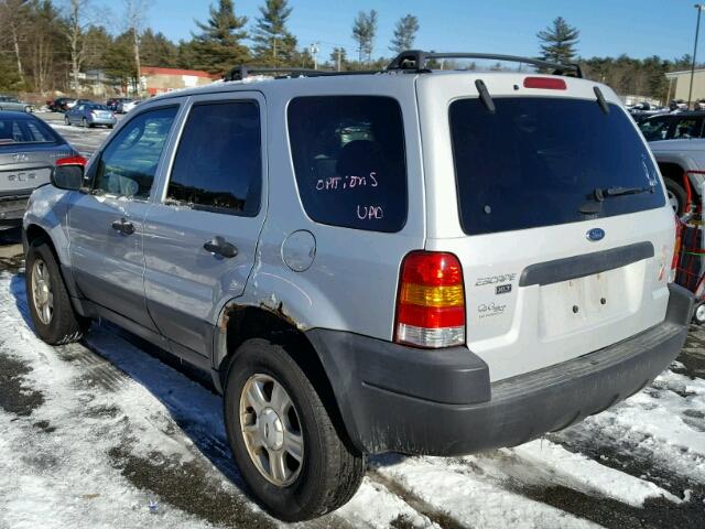 1FMYU03114KA71788 - 2004 FORD ESCAPE XLT SILVER photo 3