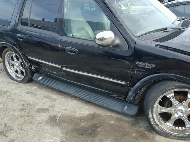 1FMRU15L12LA90616 - 2002 FORD EXPEDITION BLACK photo 9