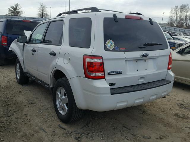 1FMCU0D72CKA06931 - 2012 FORD ESCAPE XLT WHITE photo 3