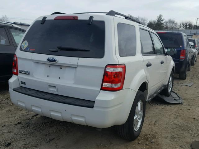 1FMCU0D72CKA06931 - 2012 FORD ESCAPE XLT WHITE photo 4