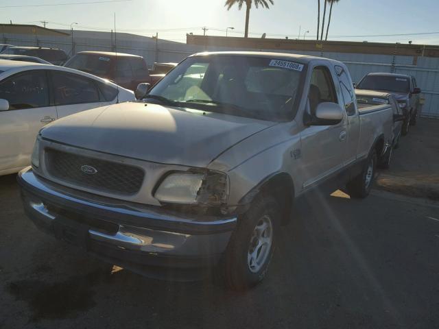 1FTZX1763WKA89675 - 1998 FORD F150 TAN photo 2