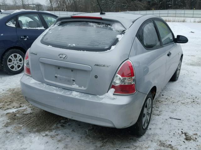 KMHCM36C19U114255 - 2009 HYUNDAI ACCENT GS GRAY photo 4