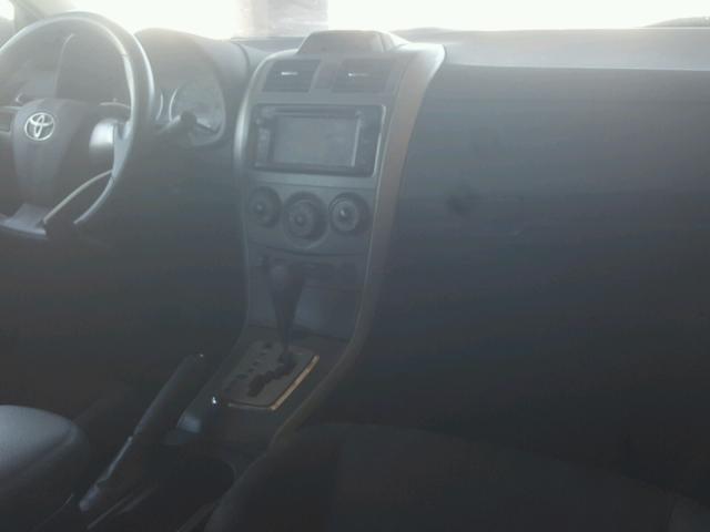 5YFBU4EE9DP094318 - 2013 TOYOTA COROLLA BA GRAY photo 9