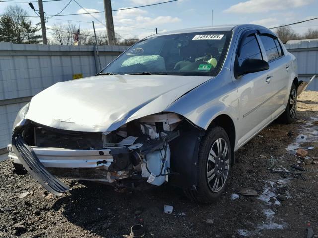 1G1AS58H997241042 - 2009 CHEVROLET COBALT LS SILVER photo 2