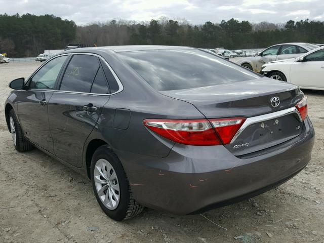 4T4BF1FK6GR576928 - 2016 TOYOTA CAMRY LE GRAY photo 3