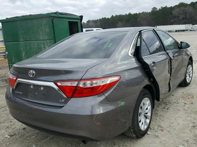 4T4BF1FK6GR576928 - 2016 TOYOTA CAMRY LE GRAY photo 4