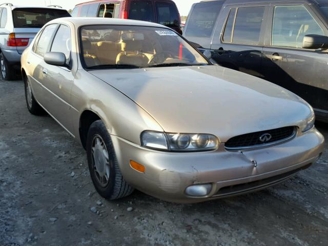 JNKAY21D7SM205495 - 1995 INFINITI J30 GOLD photo 1