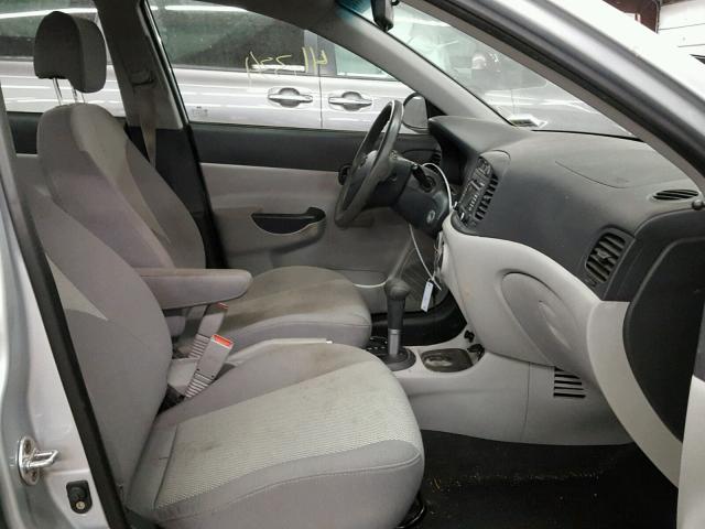 KMHCN46C38U234270 - 2008 HYUNDAI ACCENT GLS SILVER photo 5