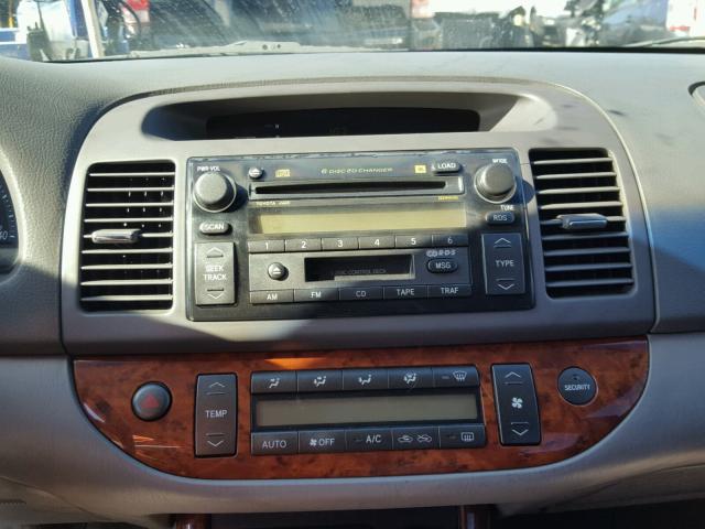 JTDBF30K020046327 - 2002 TOYOTA CAMRY LE GRAY photo 9