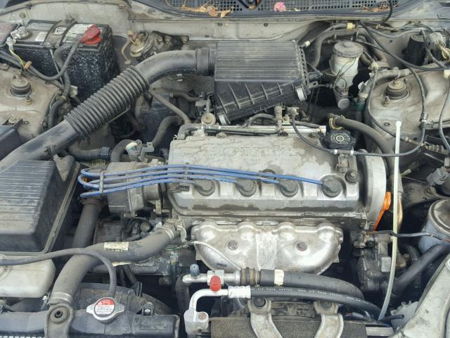 2HGEJ667XWH585010 - 1998 HONDA CIVIC LX SILVER photo 7