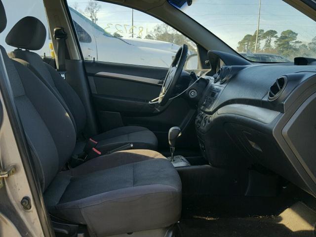 KL1TD56627B074357 - 2007 CHEVROLET AVEO BASE Մոխրագույն լուսանկար 5