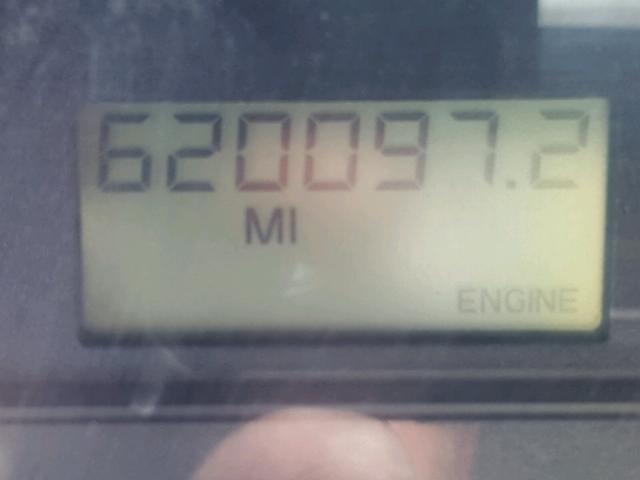 1FUJGLBG4CSBM1864 - 2012 FREIGHTLINER CASCADIA 1 WHITE photo 8