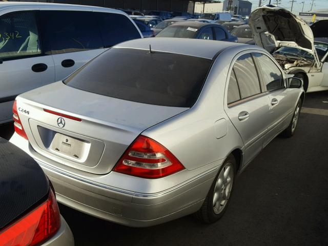 WDBRF61J02F225016 - 2002 MERCEDES-BENZ C 240 GRAY photo 4