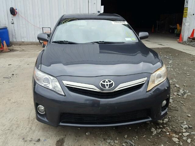 4T1BB3EK7BU138608 - 2011 TOYOTA CAMRY HYBR GRAY photo 9