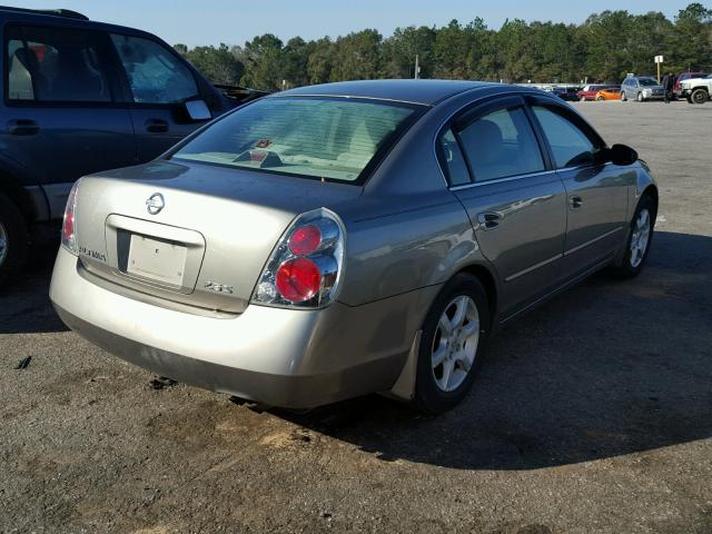 1N4AL11D05C279660 - 2005 NISSAN ALTIMA GOLD photo 4