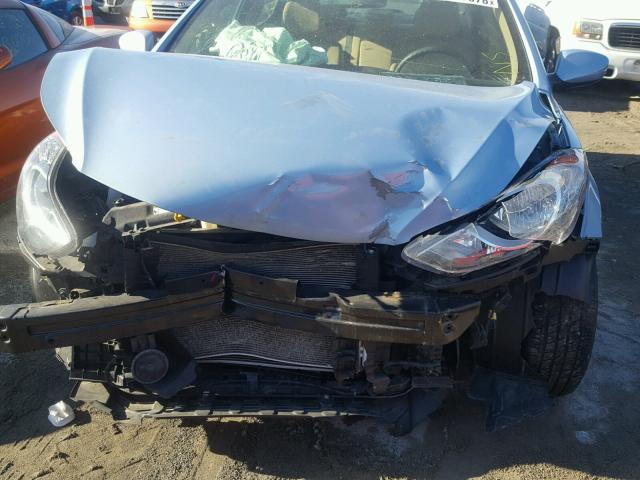 KMHDH4AE0BU124319 - 2011 HYUNDAI ELANTRA GL BLUE photo 9