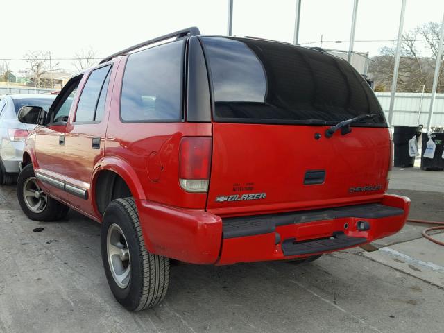 1GNCS13W312221876 - 2001 CHEVROLET BLAZER RED photo 3