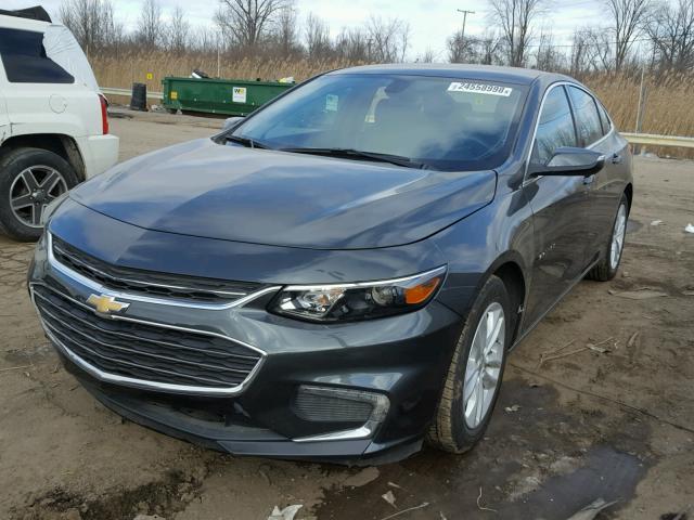 1G1ZE5ST0HF128673 - 2017 CHEVROLET MALIBU LT GRAY photo 2