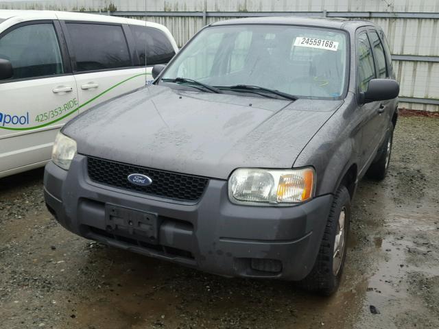 1FMYU92174DA06955 - 2004 FORD ESCAPE XLS GRAY photo 2